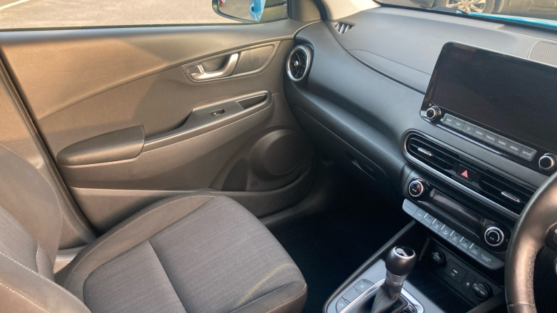 Hyundai KONA 1.6 GDi Hybrid Premium 5dr DCT Hybrid Hatchback